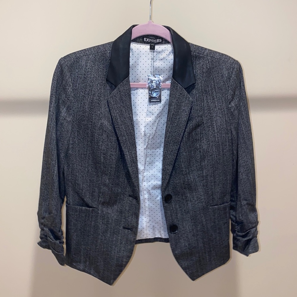 Gray cropped blazer express NWT